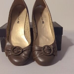 American Eagle Outfitters Brown Heels with Buckle Detail